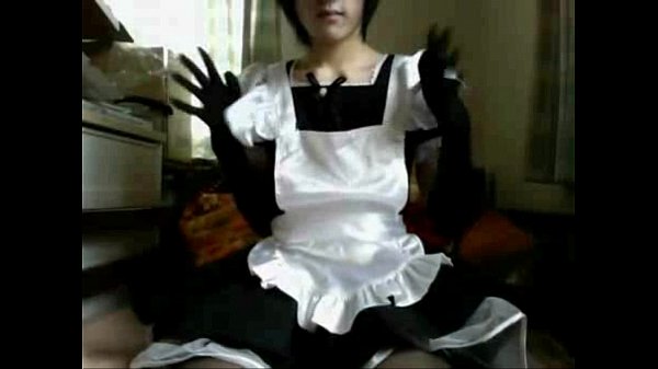 Teenie asian crossdresser cums with massager