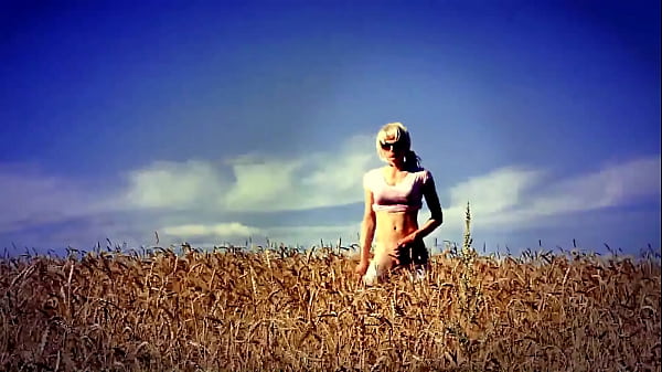 Lara: Shemale & Outdoor HD Pornography Flick f2